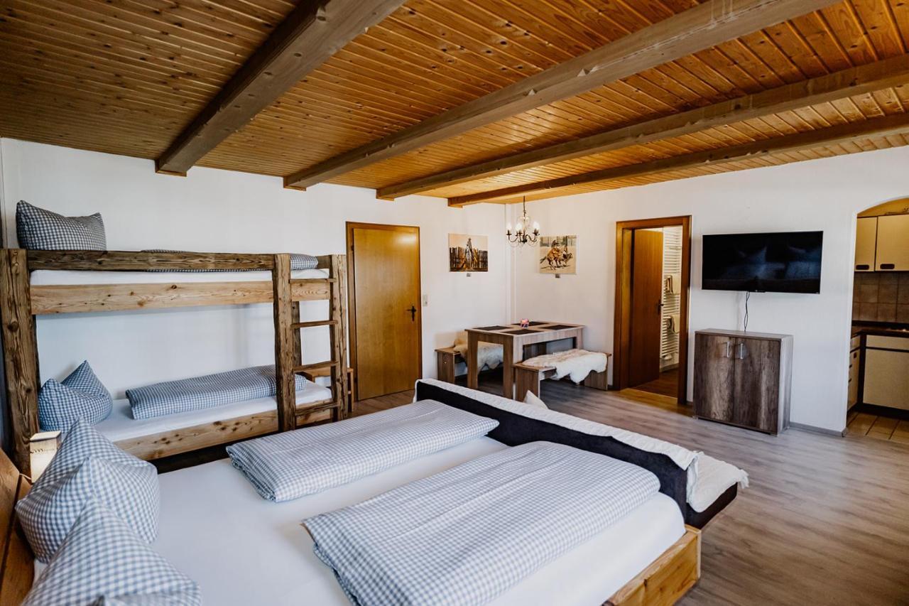Landhotel Zum Matthiasl Bischofsreut Exterior photo