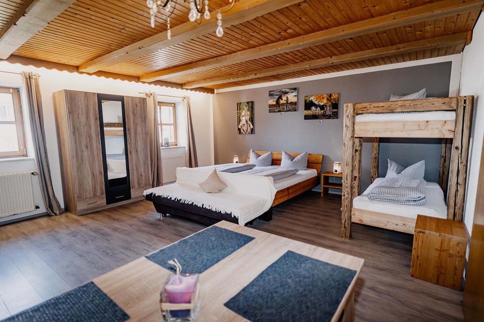 Landhotel Zum Matthiasl Bischofsreut Exterior photo